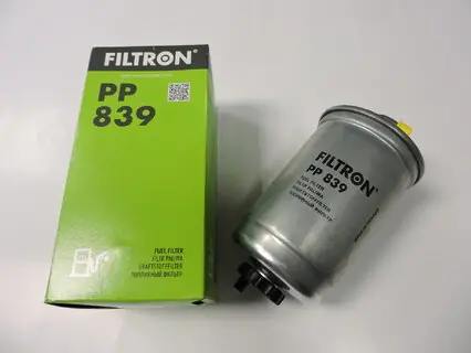 Filtr nafty FELICIA 1,9D, FILTRON PP839/2 Značkový