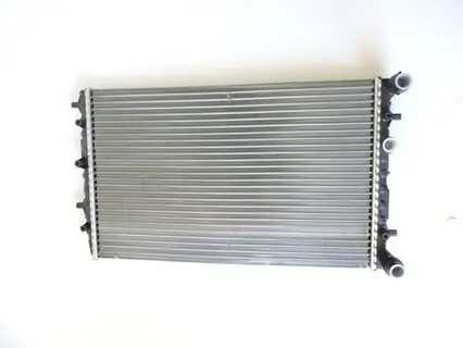 Finální Výprodej Chladič vody s klimatizací FABIA, MAHLE CR505000S