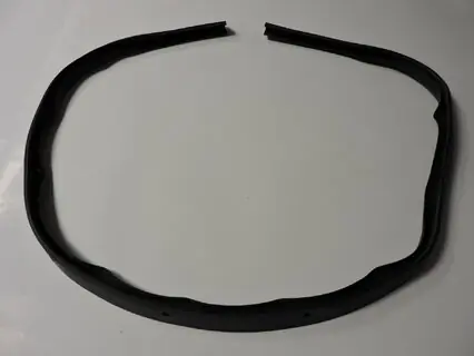 Akční Nabídka Těsnění přední kapoty FELICIA ORIGINAL 6U0823737A