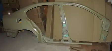 Bočnice pravá kompletní OCTAVIA II. SEDAN, ORIGINAL Akční Nabídka