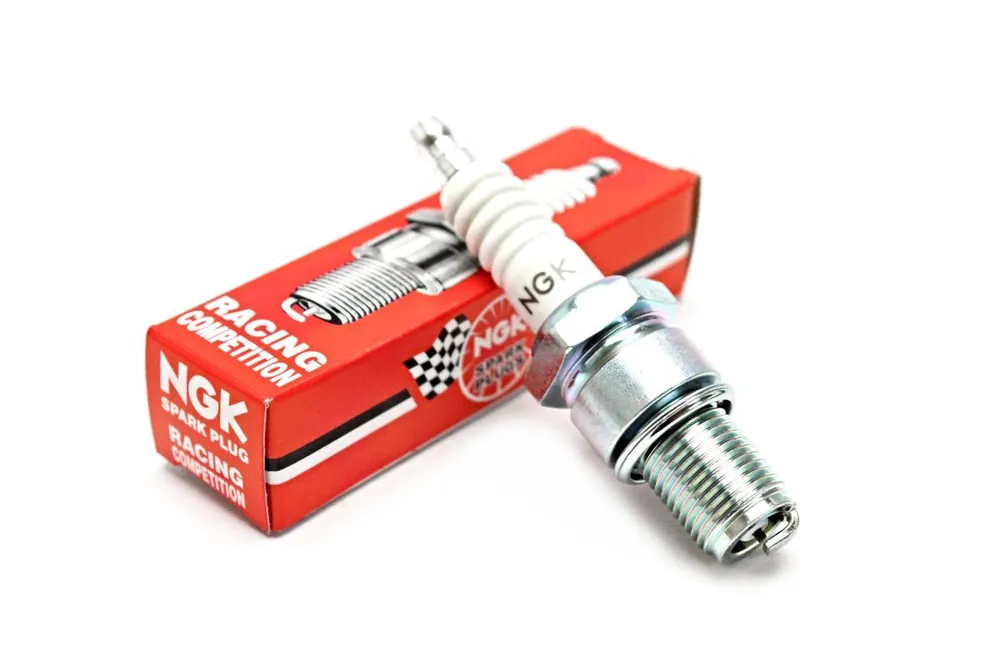 Vrácení Zdarma Zapalovací svíčka NGK 93253 R2556G-9 Racing (708.93253)