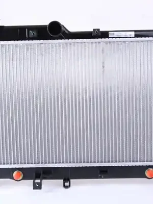 Chladič, chlazení motoru NISSENS 67741 Cenový Hit